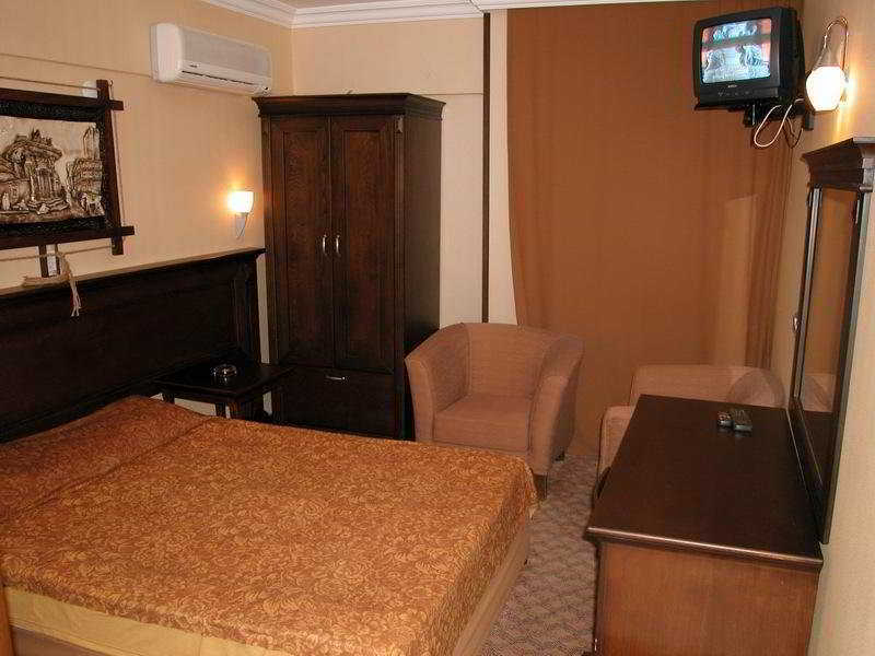 Hotel Karen